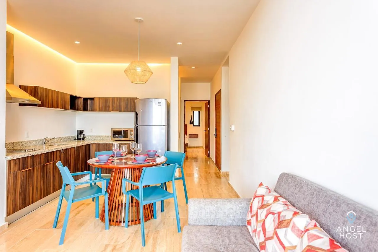 Chic Condotel With Roof Pool 10-Min Walk To Beach بلايا ديل كارمن 0*,  المكسيك